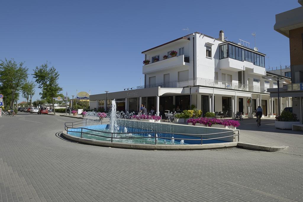 Hotel Villa Boschetti San Mauro Mare Exterior photo